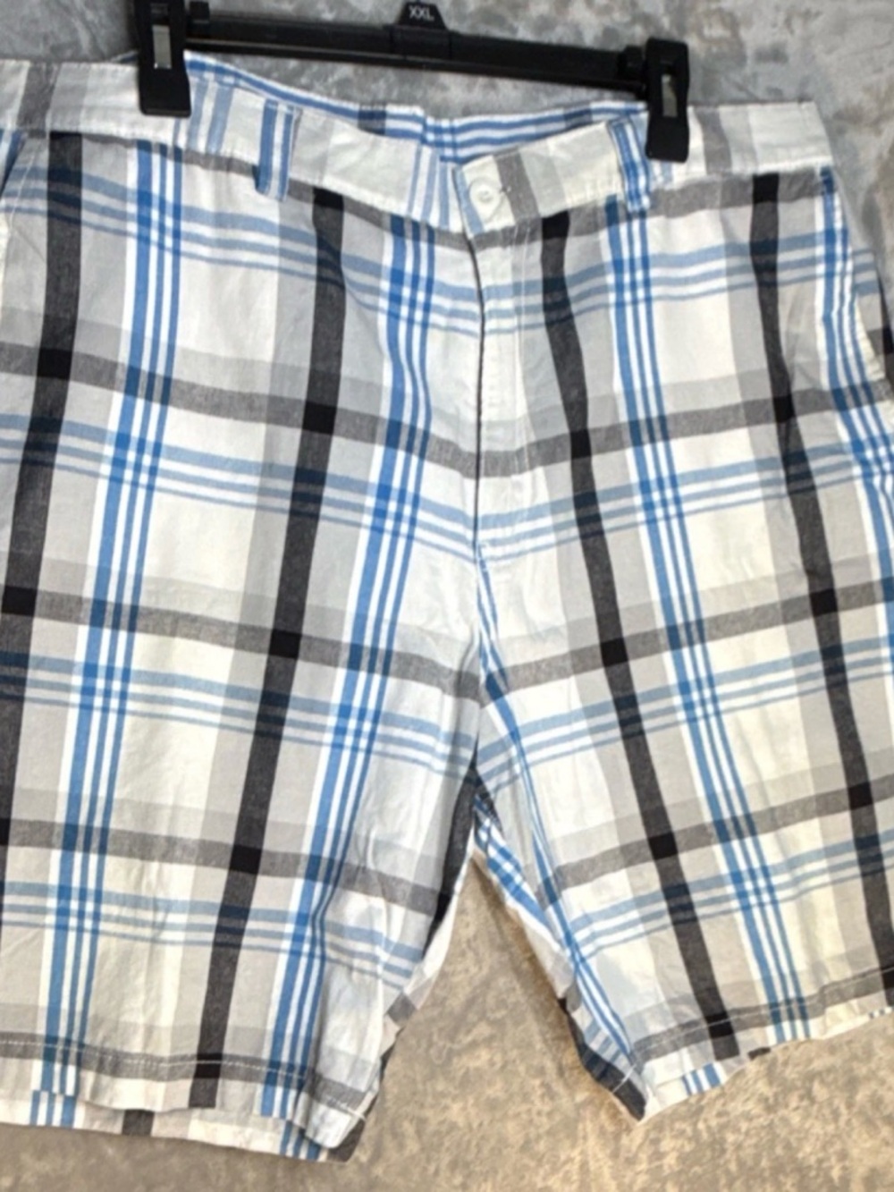 Sideout 38 Men's Plaid Flat Front Shorts in Blue and White